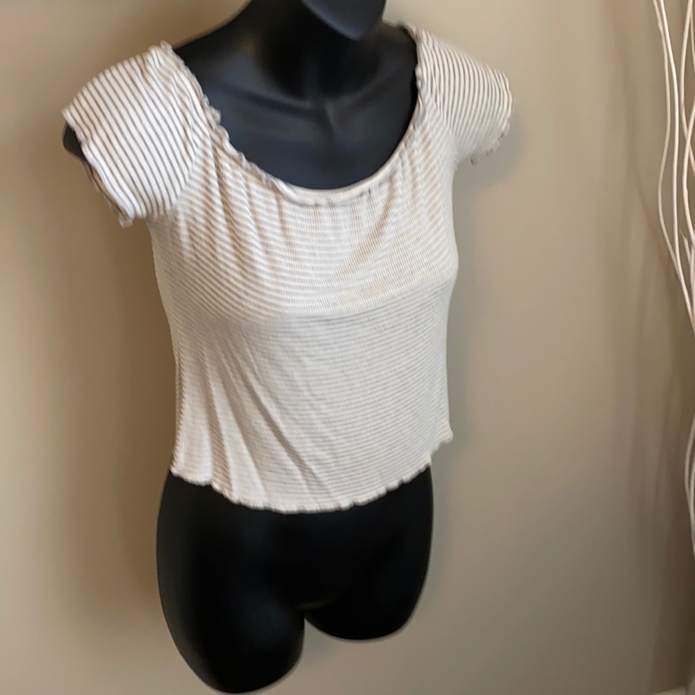 Striped grey and white crop size medium